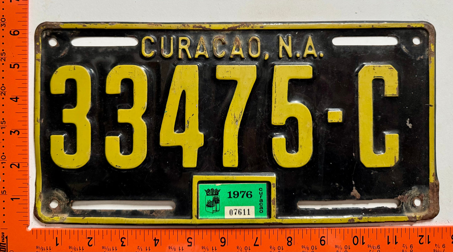 1976 Curacao #33475-C Passenger License Plate