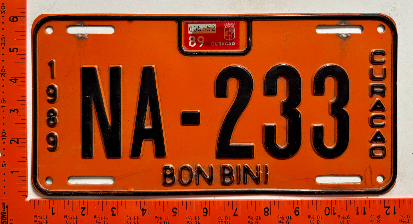 1989 Curacao #NA-233 Government License Plate