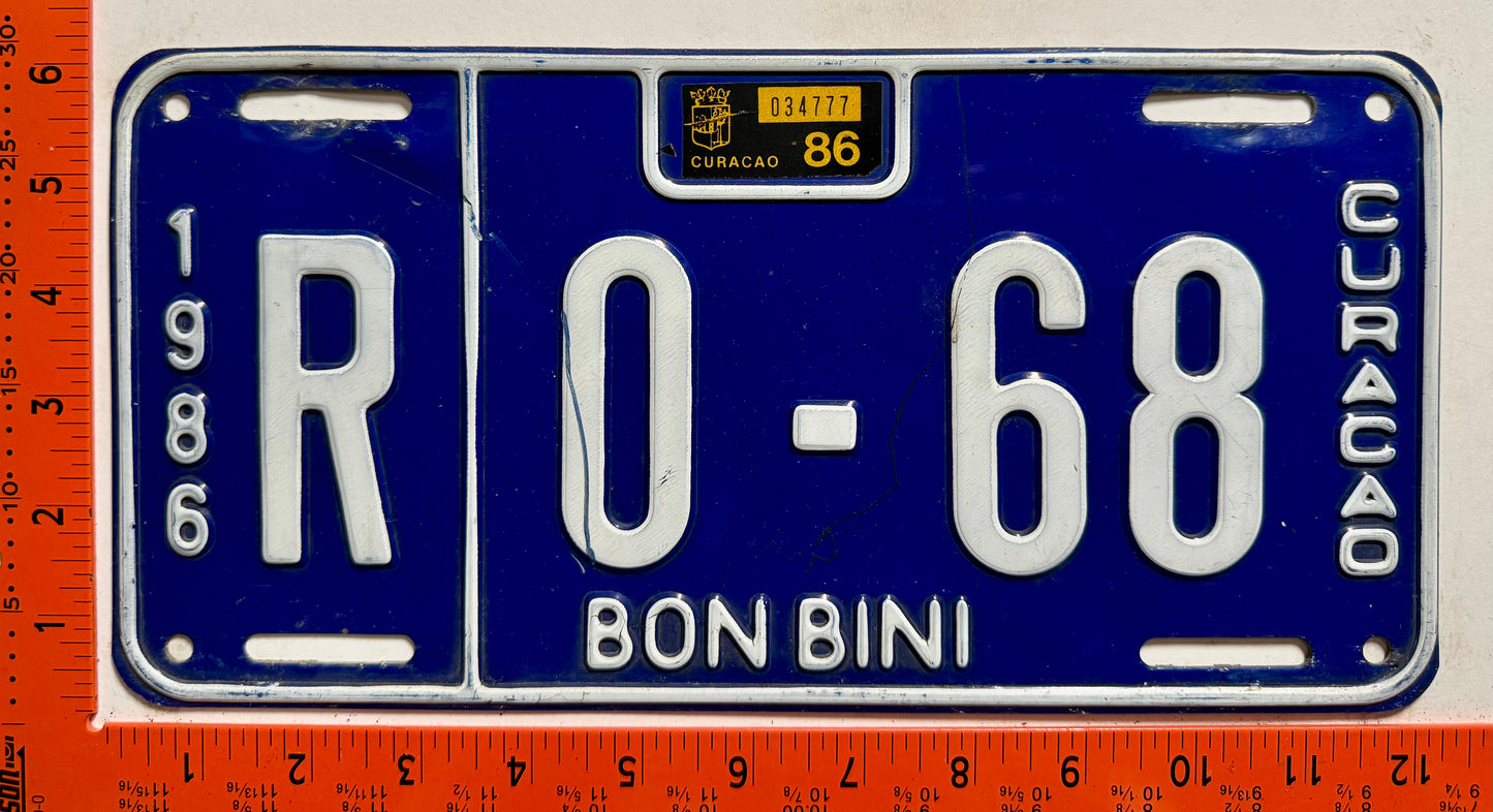1986 Curacao #R 0-68 Rental License Plate