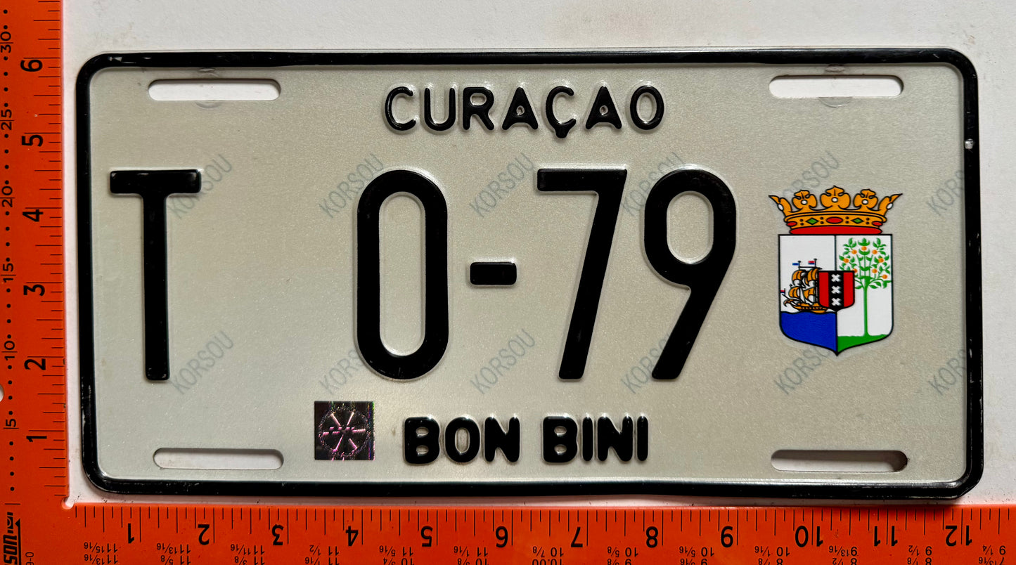 2005 base Curacao #T 0-79 Passenger License Plate