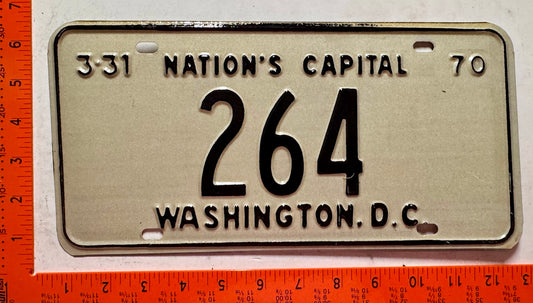 1970 Washington, DC #264 Passenger License Plate