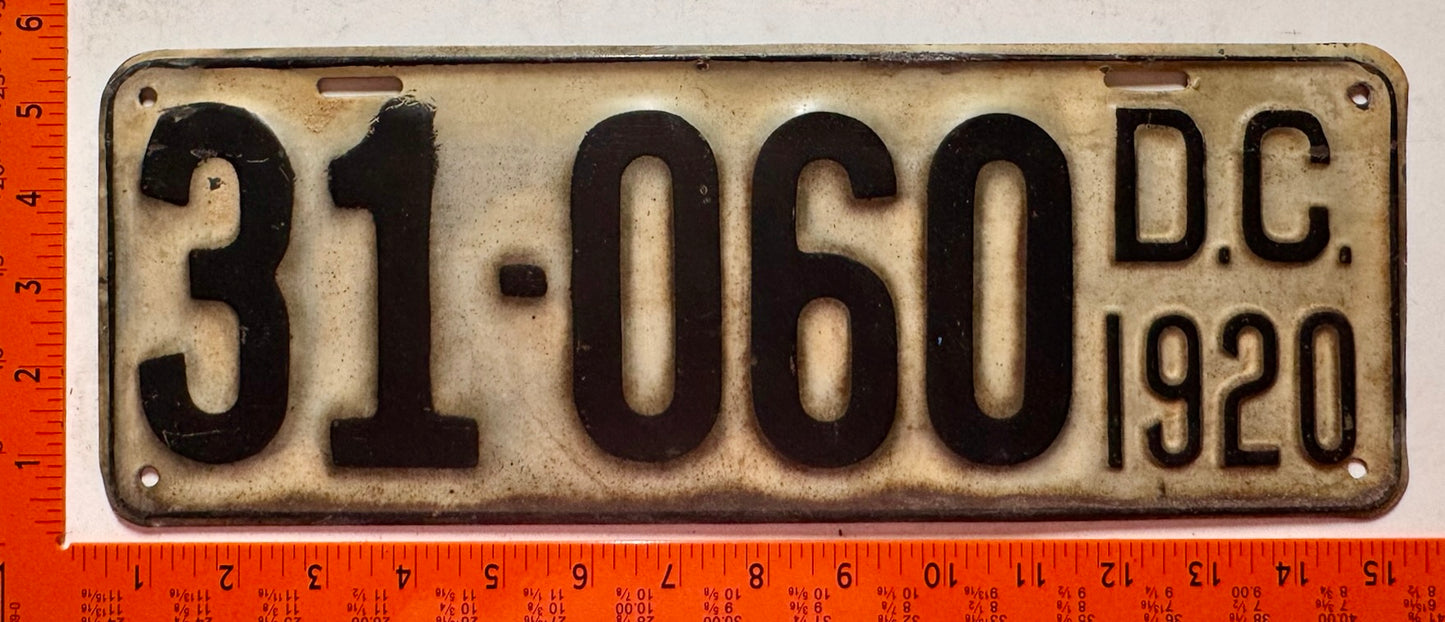 1920 Washington, DC #31-060 Passenger License Plate