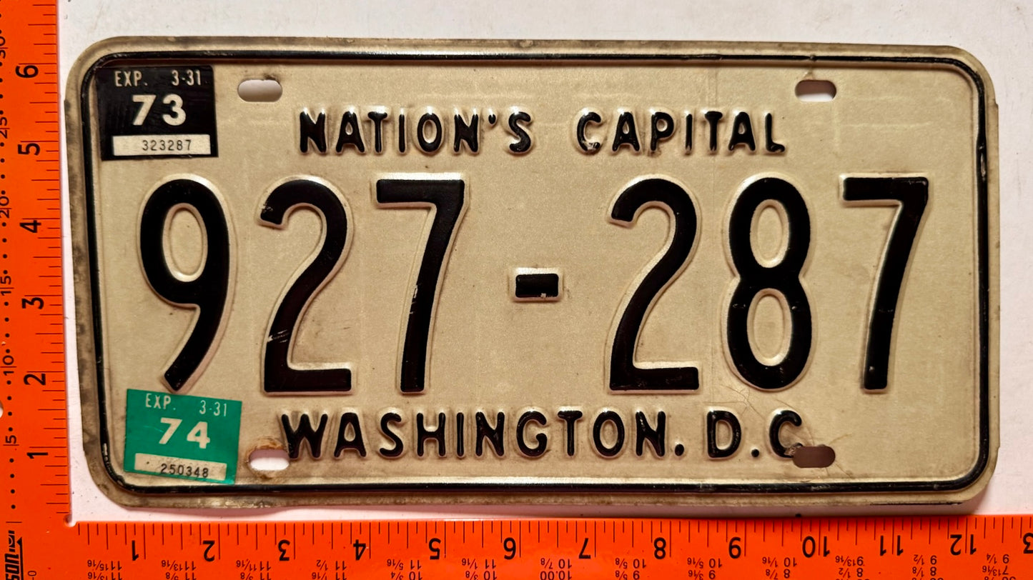 1973/1974 Washington, DC #927-287 Passenger License Plate