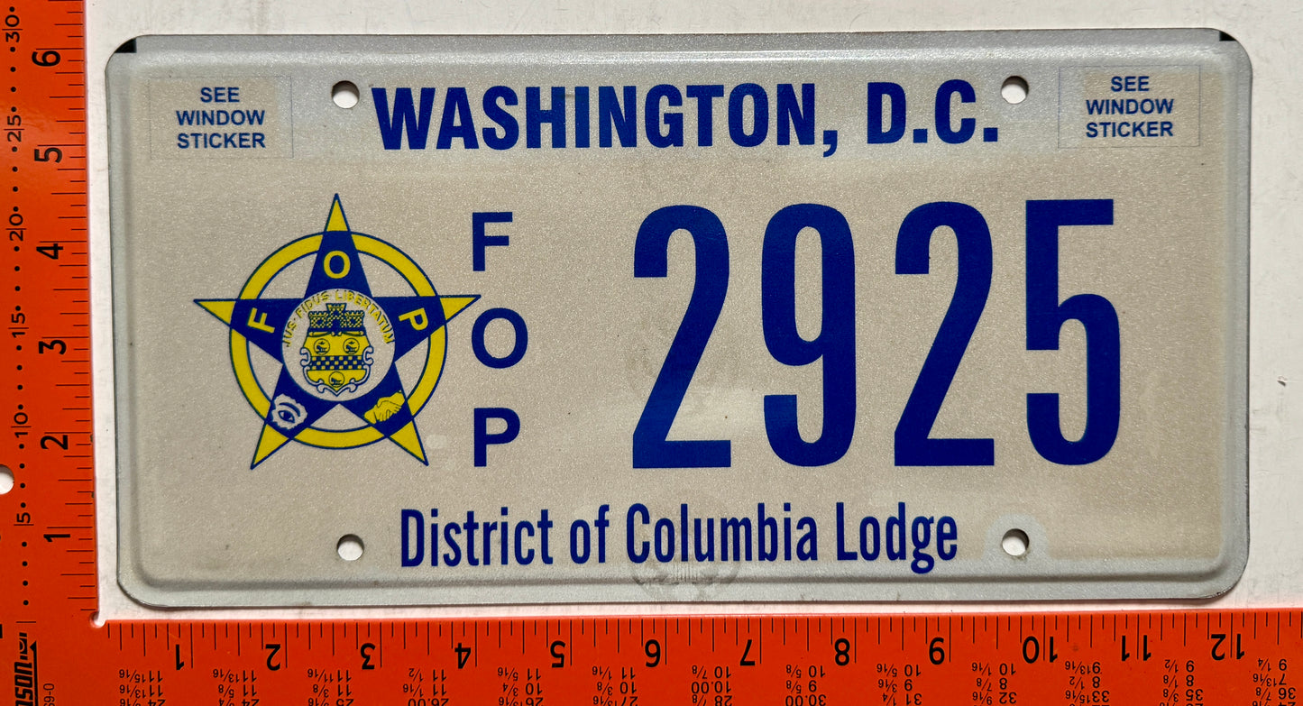 undated Washington, DC #FOP 2925 Fraternal Order of Police License Plate