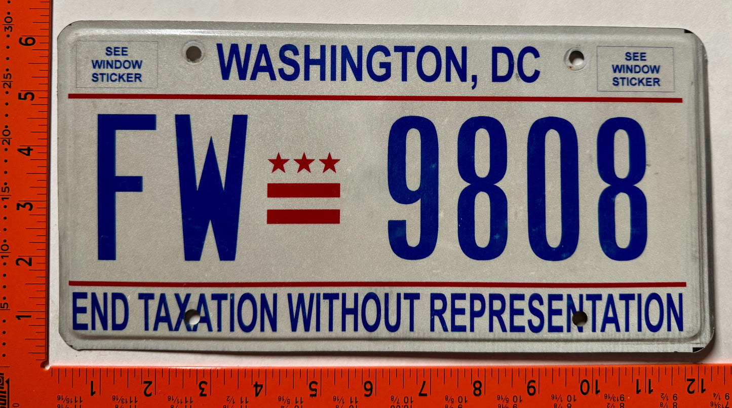 undated Washington, DC #FW 9808 Passenger License Plate