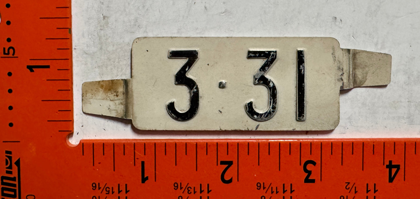 Delaware 3-31 Passenger License Plate Date Tab