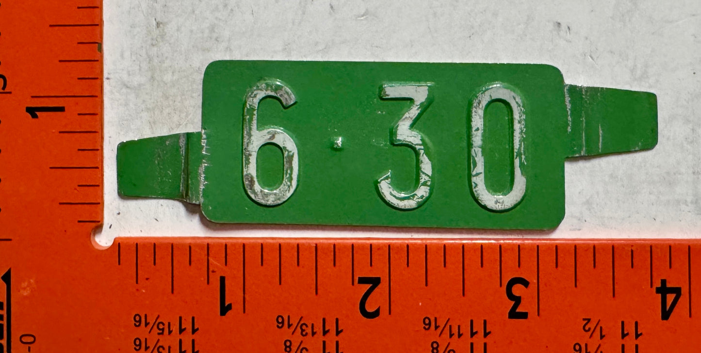 Delaware 6-30 Passenger License Plate Date Tab