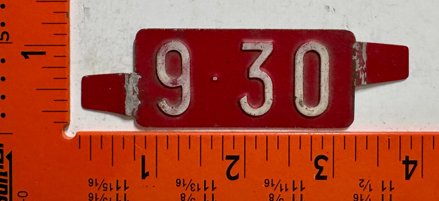 Delaware 9-30 Passenger License Plate Date Tab