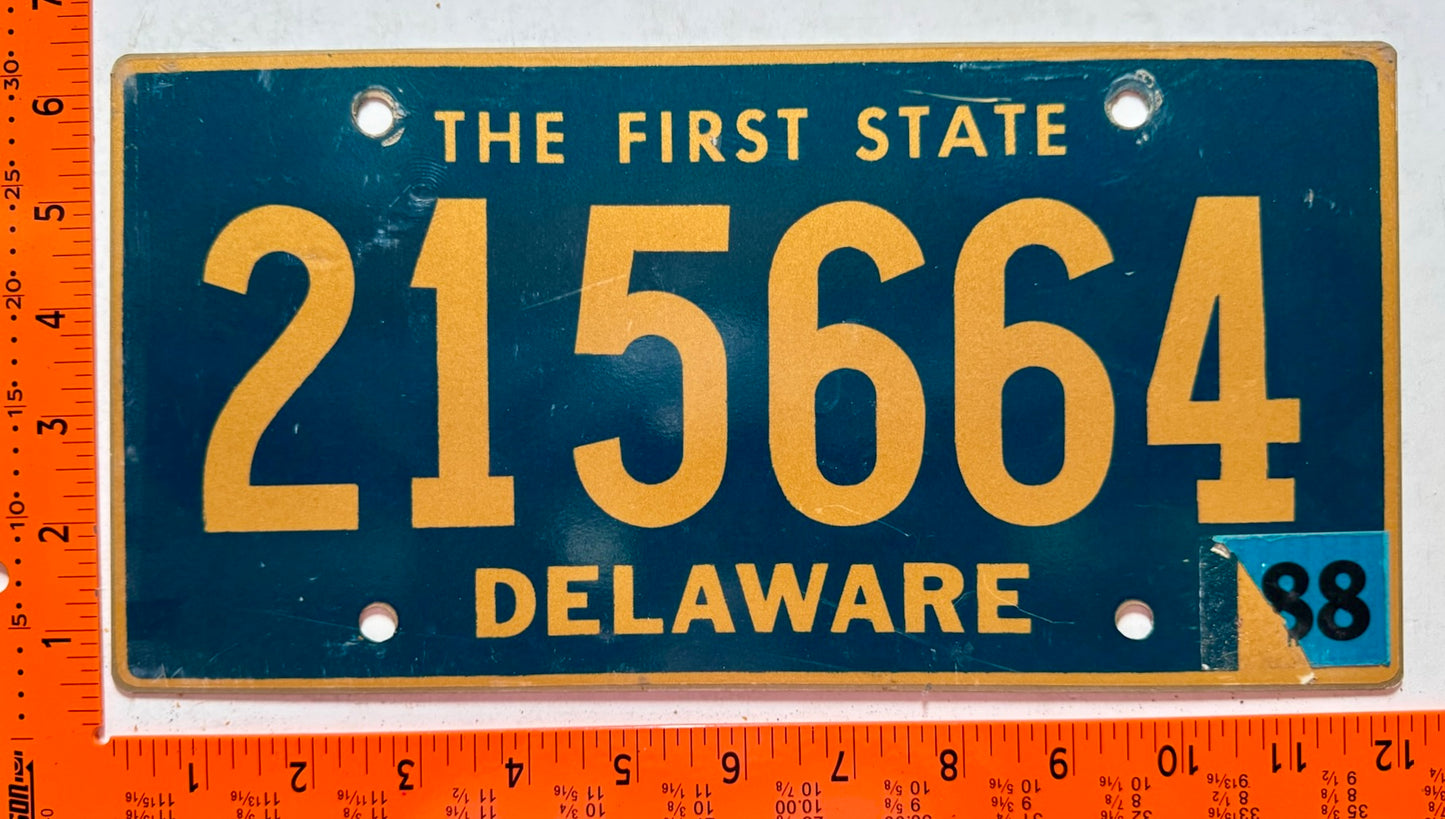 1988 Delaware #215664 Passenger License Plate