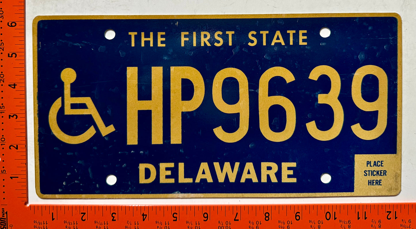 undated Delaware #HP9639 Handicapped License Plate