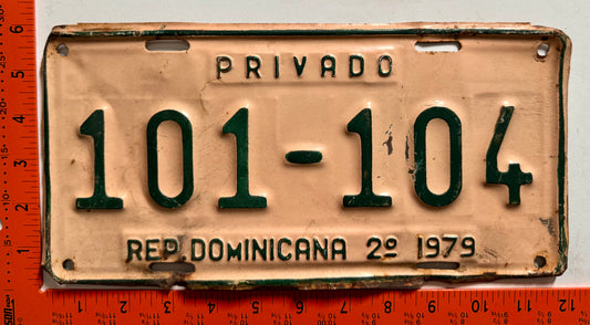 2nd half 1979 Dominican Republic #101-104 Passenger License Plate