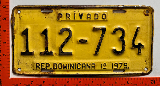 1st half 1979 Dominican Republic #112-734 Passenger License Plate