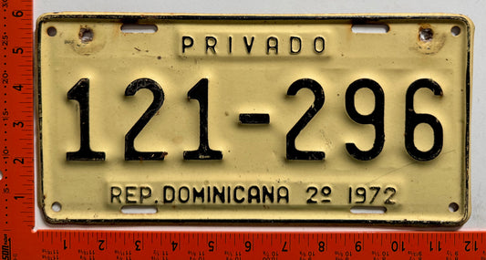 2nd half 1972 Dominican Republic #121-296 Passenger License Plate