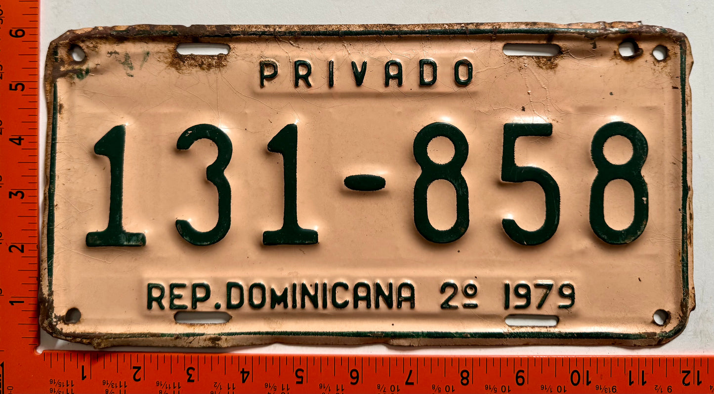 2nd half 1979 Dominican Republic #101-104 Passenger License Plate