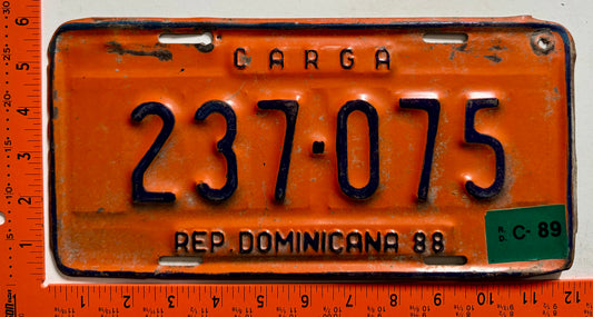 1989 Dominican Republic #237-075 Truck License Plate