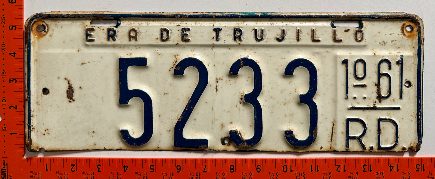 1st half 1961 Dominican Republic #5233 Passenger License Plate