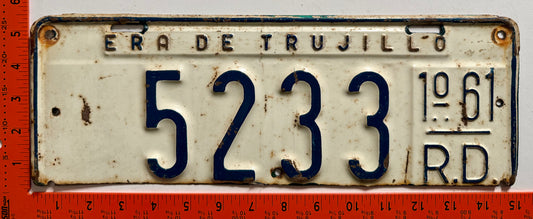 1st half 1961 Dominican Republic #5233 Passenger License Plate
