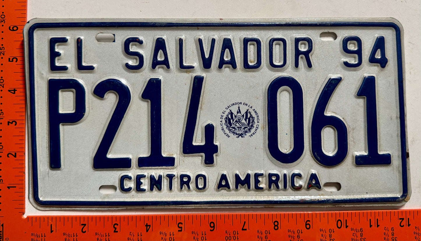 1994 El Salvador #P214-061 Passenger License Plate