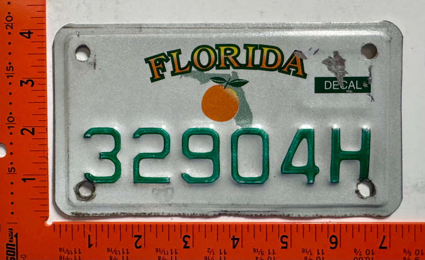 undated Florida #32904H Motorcycle License Plate
