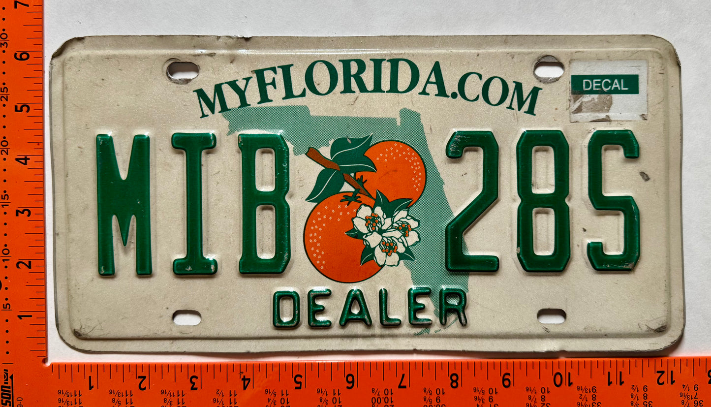 undated Florida #MIB 28S Dealer License Plate