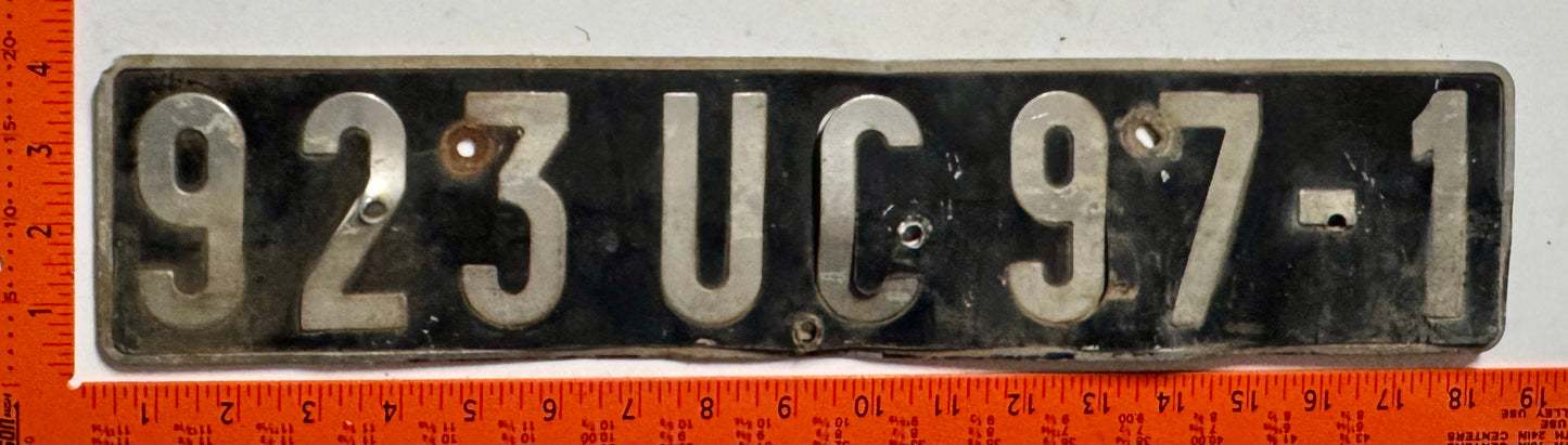 undated Guadeloupe #923 UC 97-1 Passenger License Plate