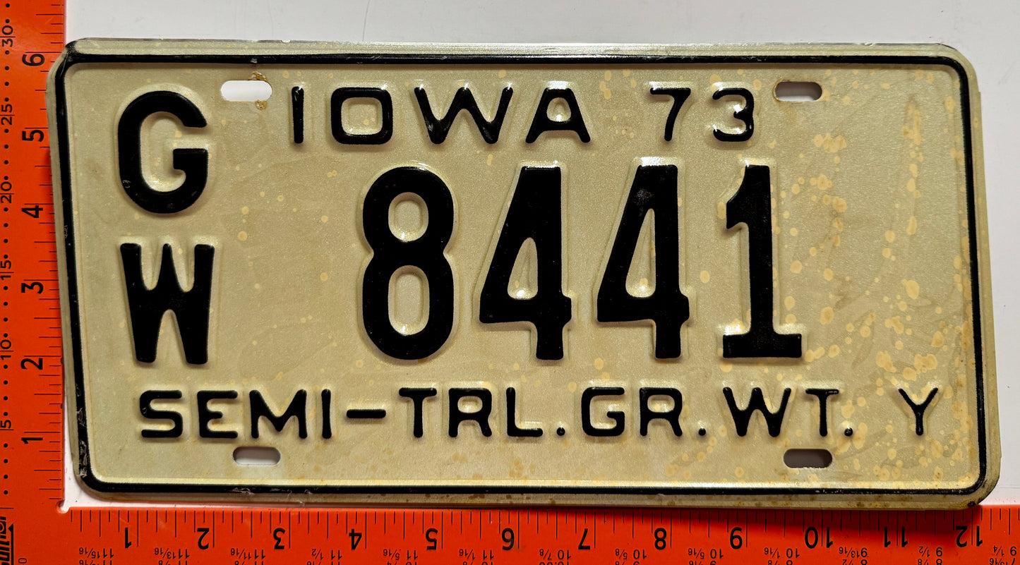 1973 Iowa #G/W 8441 Semi-Trailer License Plate