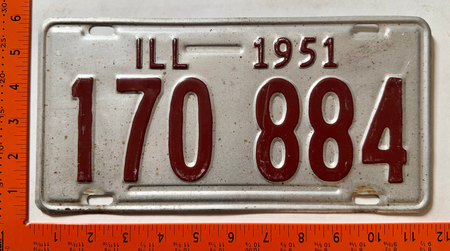 1951 Illinois #170 884 Passenger License Plate