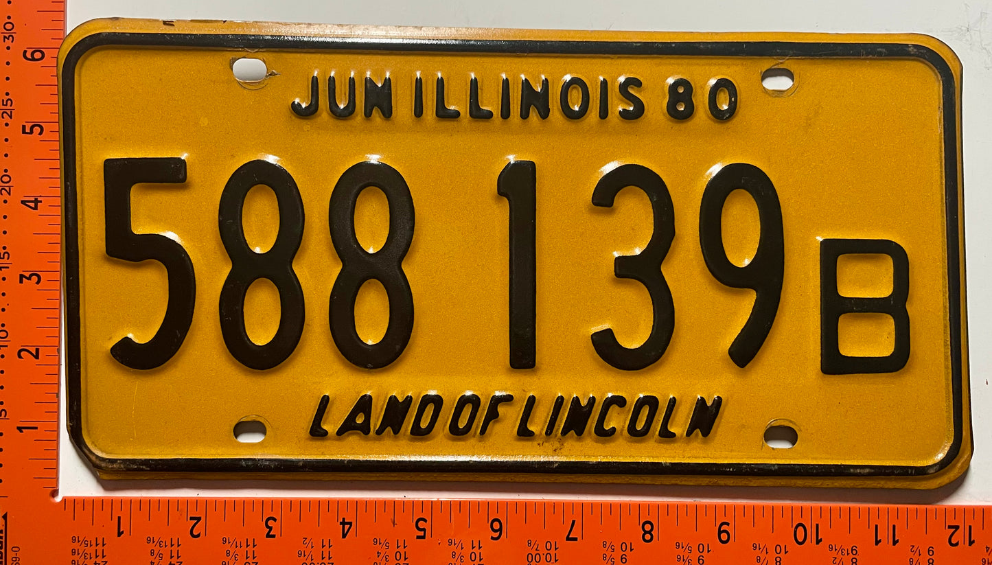 1980 Illinois #588139B Truck License Plate