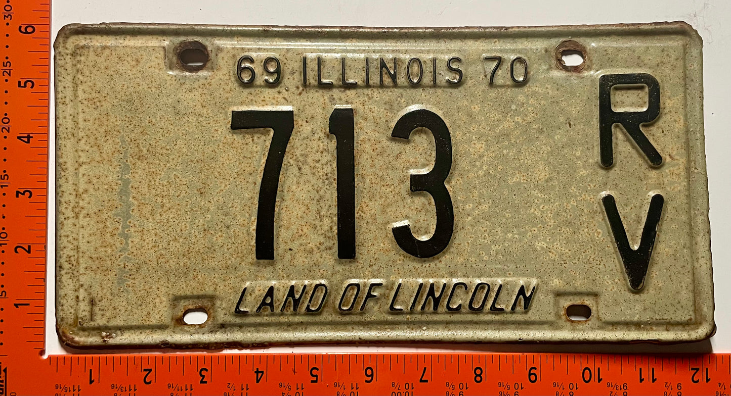 1969/1970 Illinois #713RV Recreational Vehicle License Plate