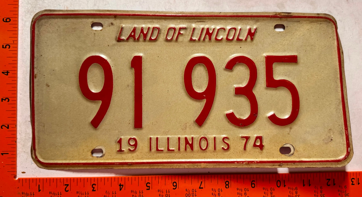 1974 Illinois #91 935 Passenger License Plate