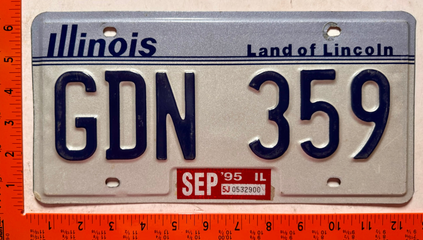 1995 Illinois #GDN 359 Passenger License Plate