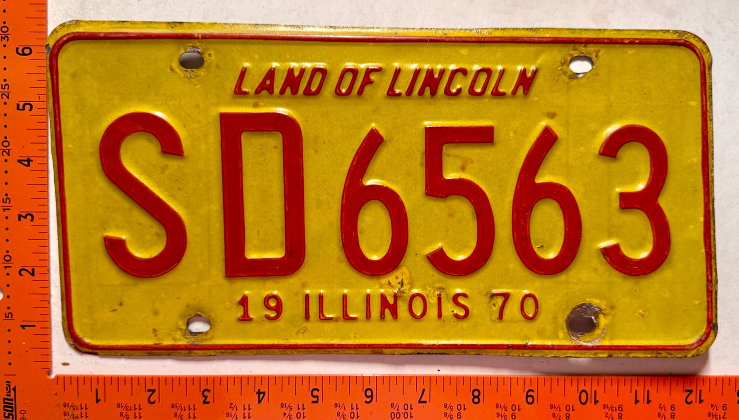 1970 Illinois #SD6563 Passenger License Plate