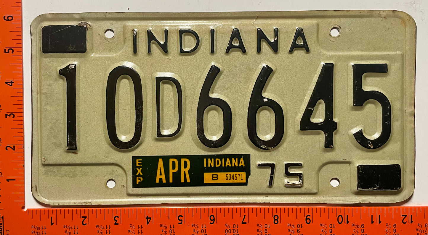 1975 Indiana #10D6645 Passenger License Plate