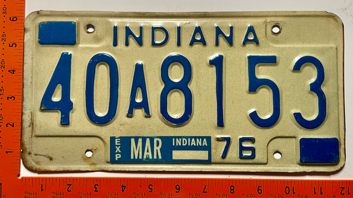 1976 Indiana #40A8153 Passenger License Plate