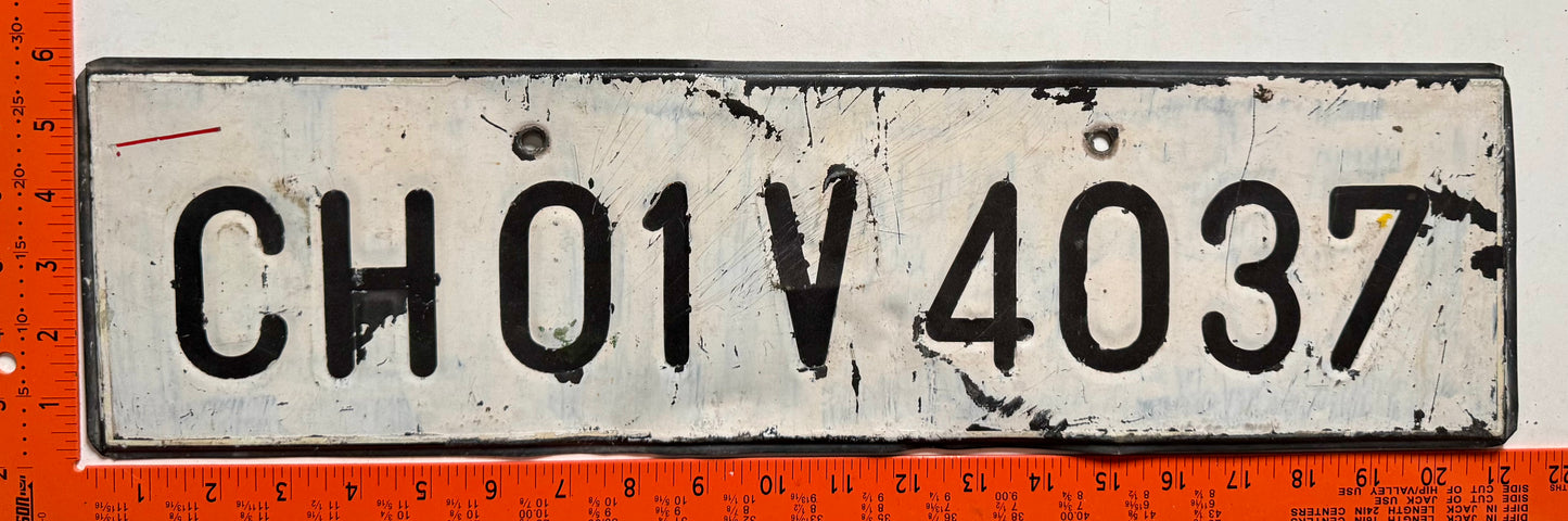 undated India #CH01V4037 Passenger License Plate
