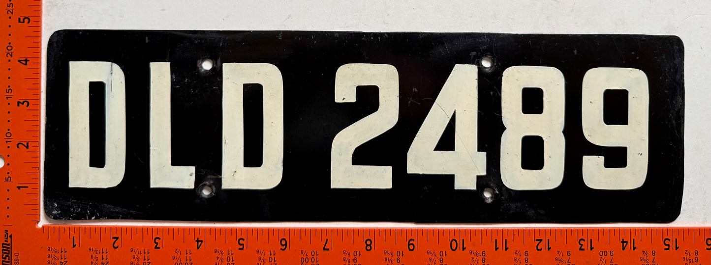undated India #DLD 2489 Passenger License Plate