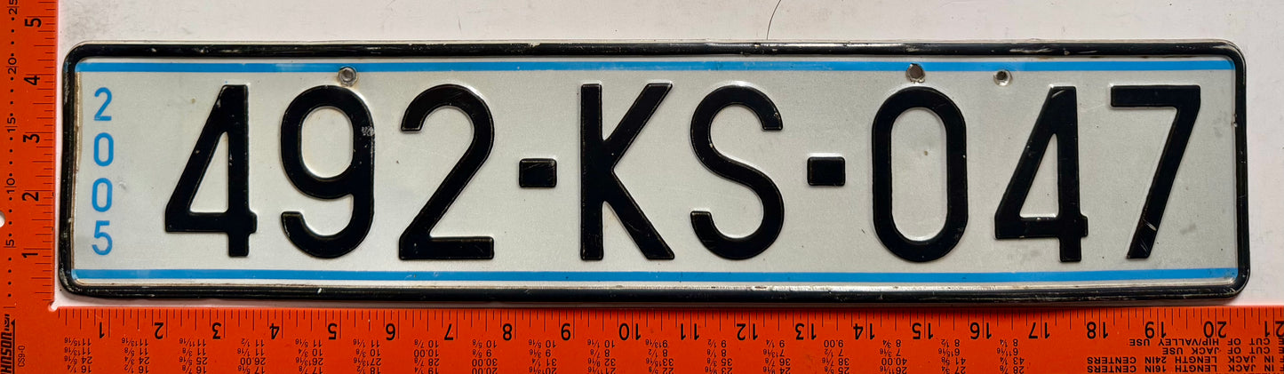 2005 Kosovo #492-KS-047 Passenger License Plate