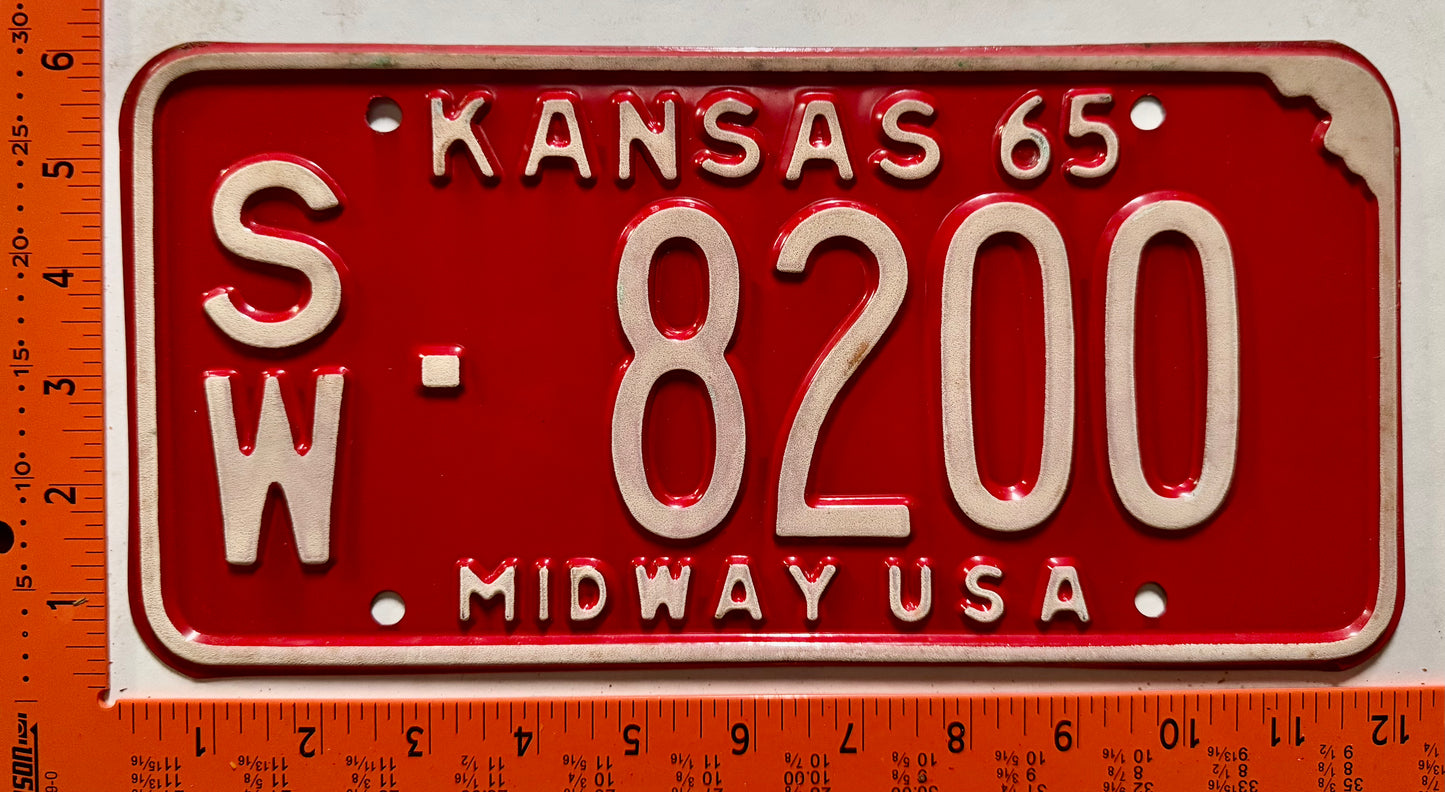 1965 Kansas #SW-8200 Passenger License Plate