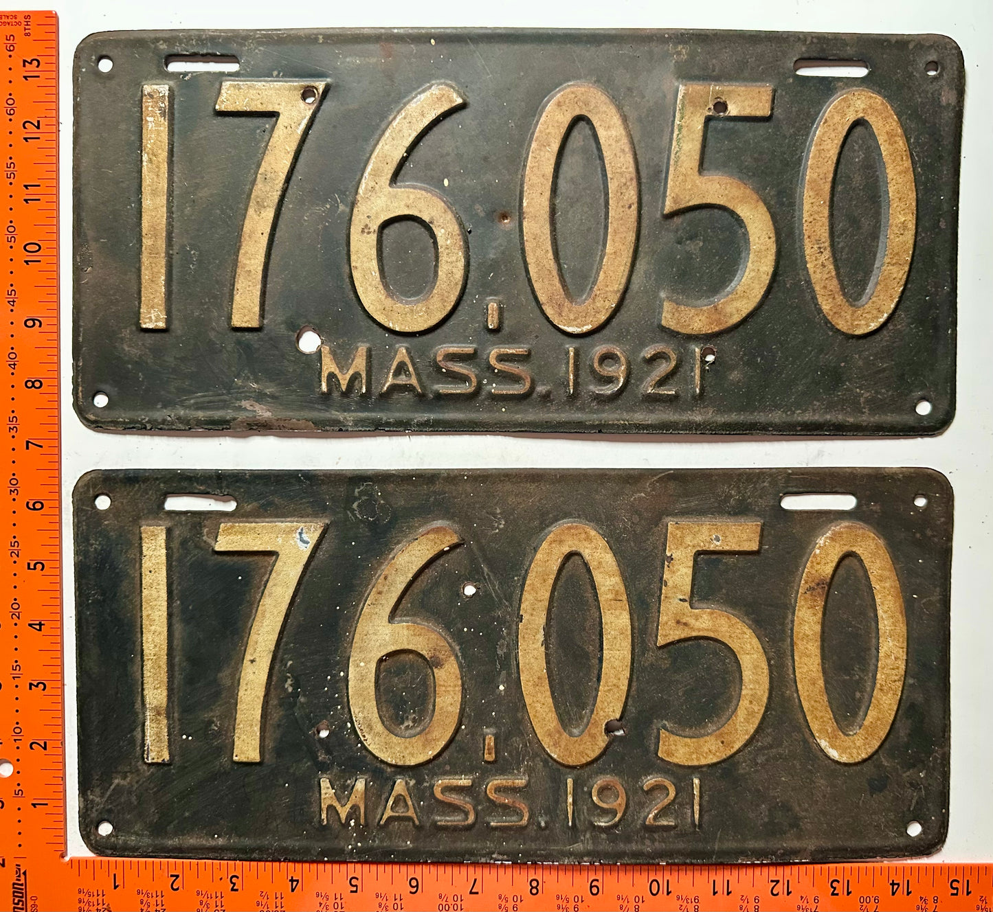 1921 Massachusetts #176.050 Passenger License Plate (Pair)