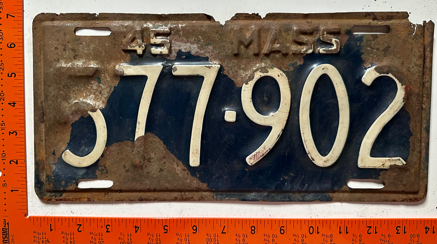 1945 Massachusetts #577-902 Passenger License Plate
