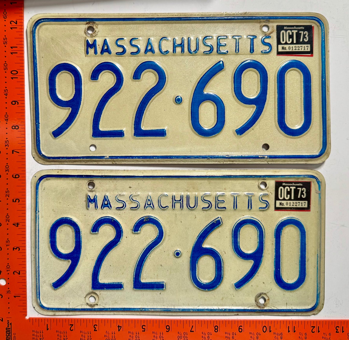 1973 Massachusetts #922-690 Passenger License Plate Pair