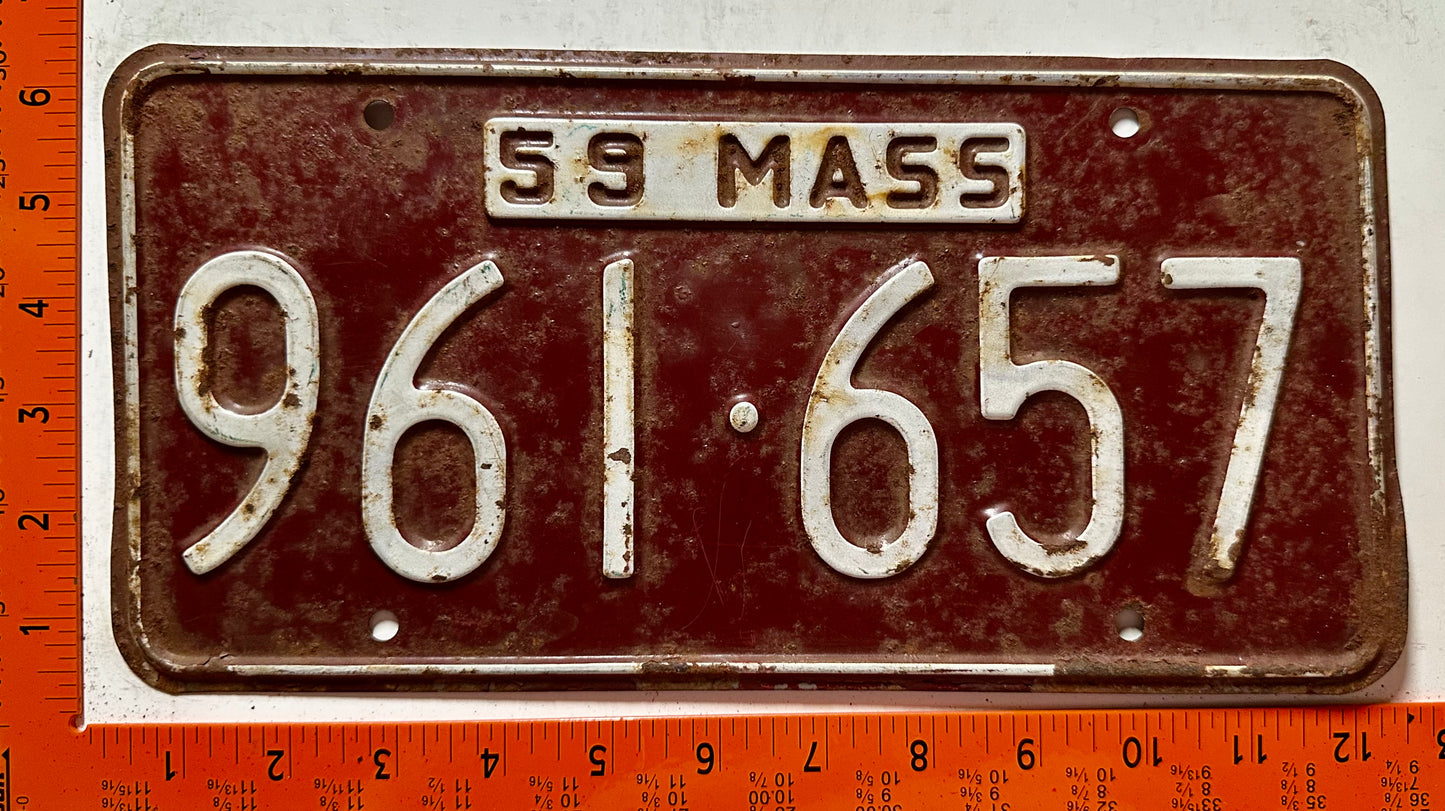 1959 Massachusetts #961-657 Passenger License Plate