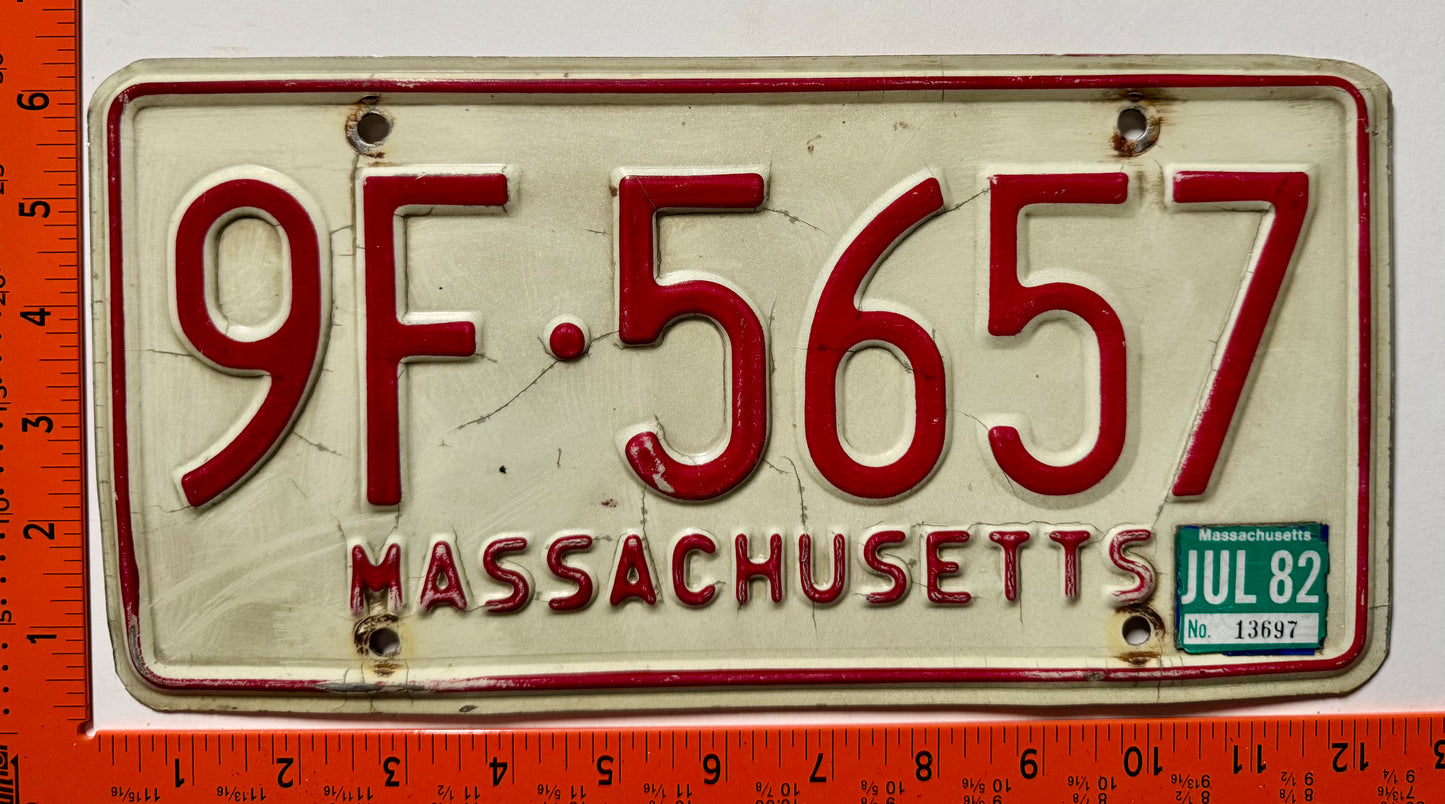 1982 Massachusetts #9F-5657 Passenger License Plate