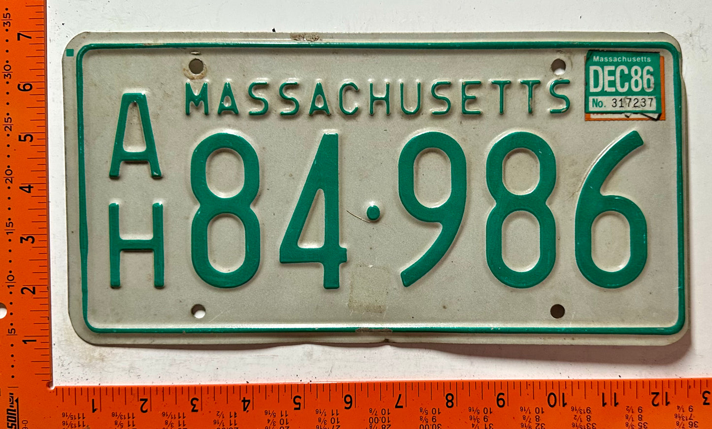 1986 Massachusetts #A/H 84-986 Commercial License Plate
