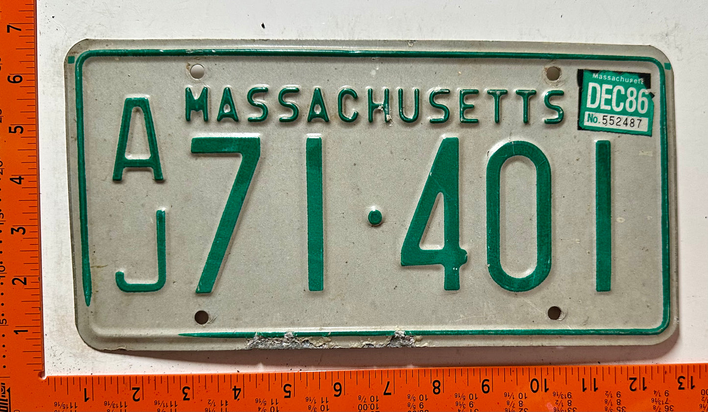 1986 Massachusetts #A/J 71-401 Commercial License Plate