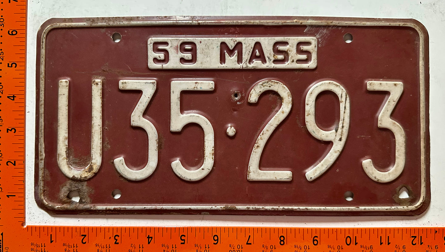 1959 Massachusetts #U35-293 Passenger License Plate