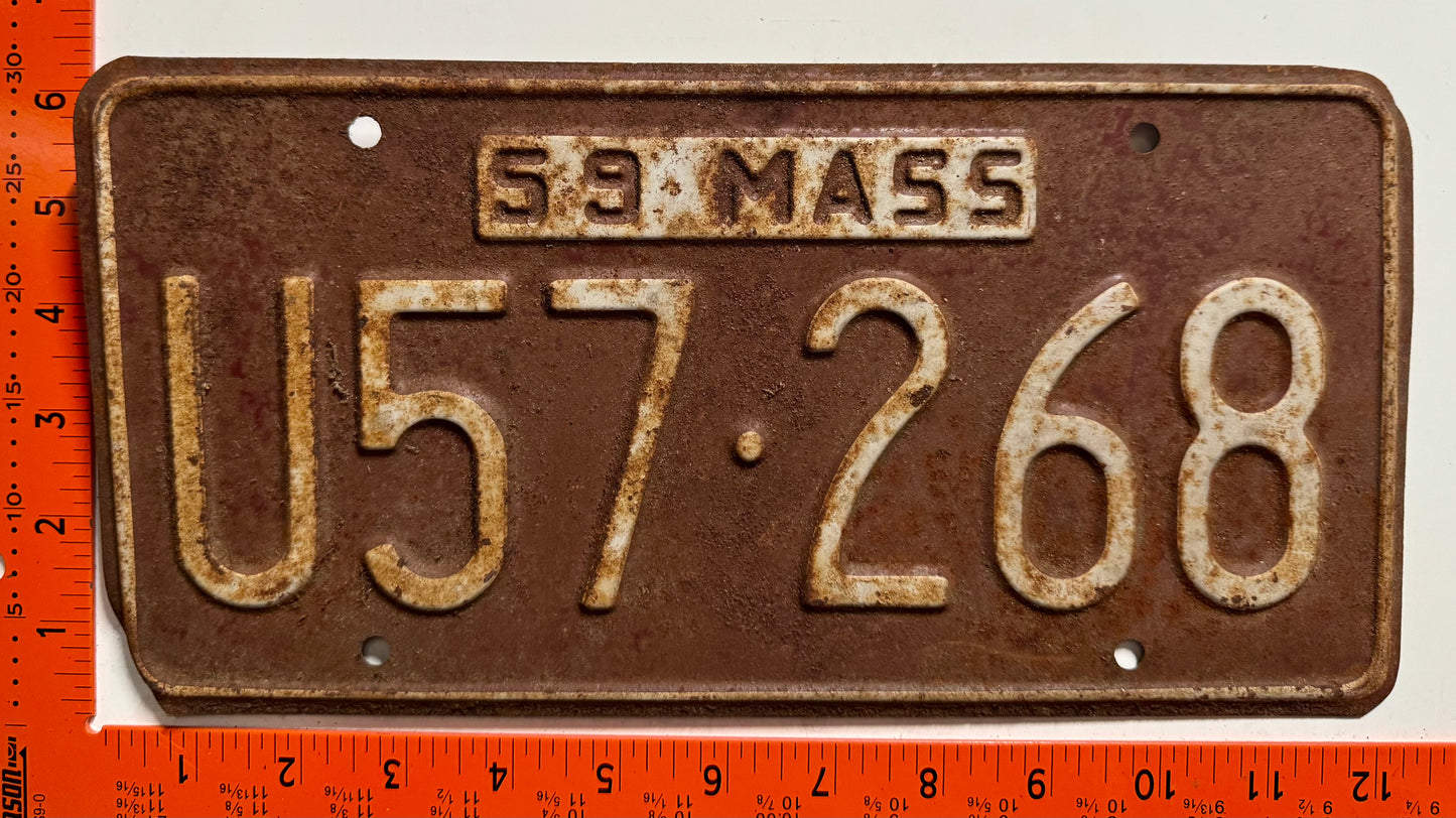1959 Massachusetts #U57-268 Passenger License Plate Pair