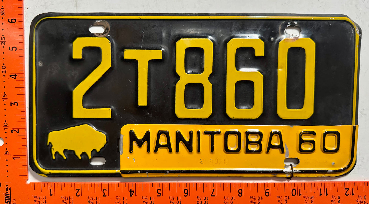 1960 Manitoba #2T860 Passenger License Plate