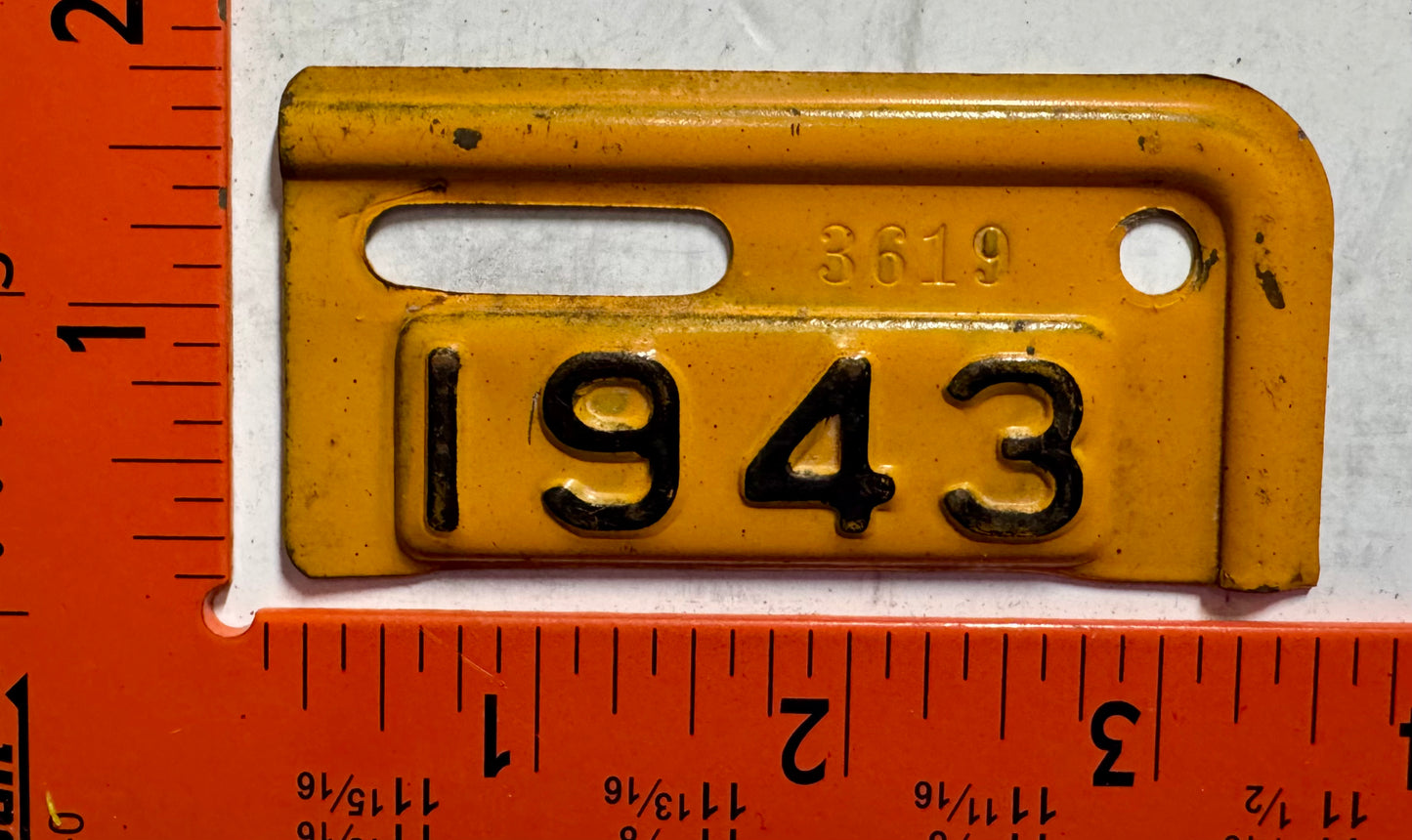 1943 Maryland #3619 Passenger License Plate Date Tab