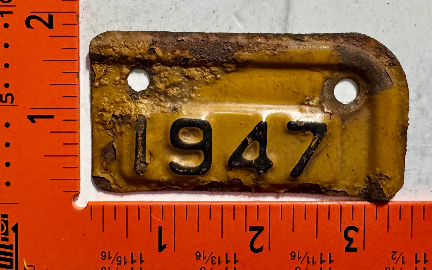 1947 Maryland #835531 Passenger License Plate Date Tab